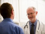 Da urgenza, da sforzo, mista. Da rigurgito, post-minzionale, continua. E ancora l’enuresi, in tutte le sue forme: dietro all'incontinenza maschile c’è un mondo di cause da approfondire e interpretare. Per intraprendere la giusta terapia, e tornare a sorridere.
