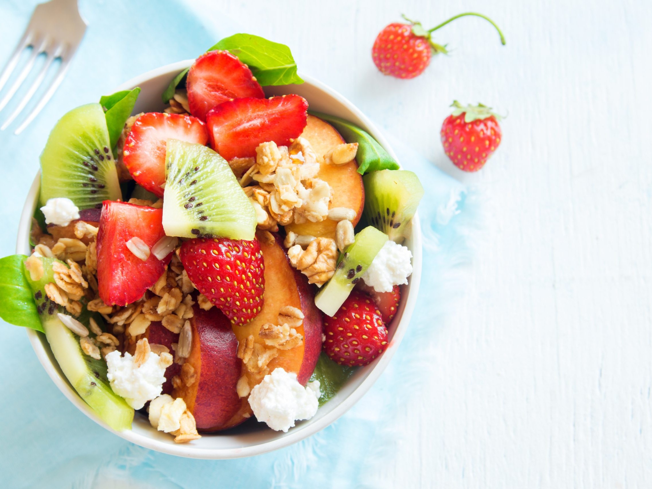 muesli_and_fruit_salad